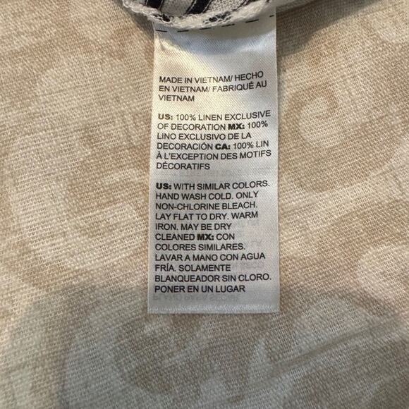 Chico's top black & white striped linen short sleeve fringe detail   Sz 2 US L - Picture 8 of 8